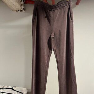 Lululemon Softstreme High-Rise Pant  Regular in Brown